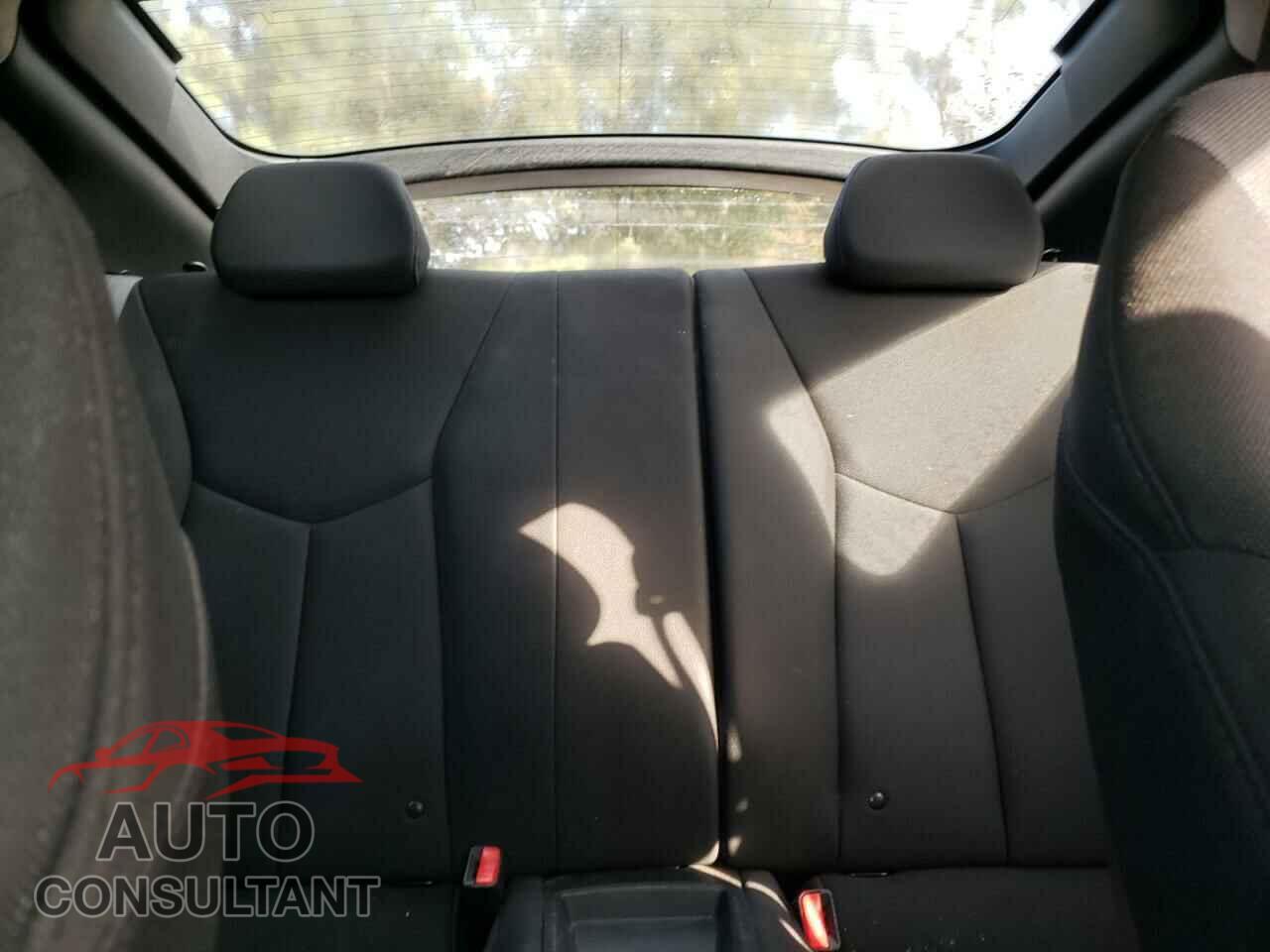 HYUNDAI VELOSTER 2012 - KMHTC6ADXCU063897
