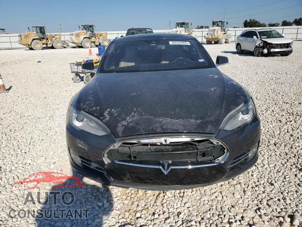 TESLA MODEL S 2015 - 5YJSA1E20FF110997