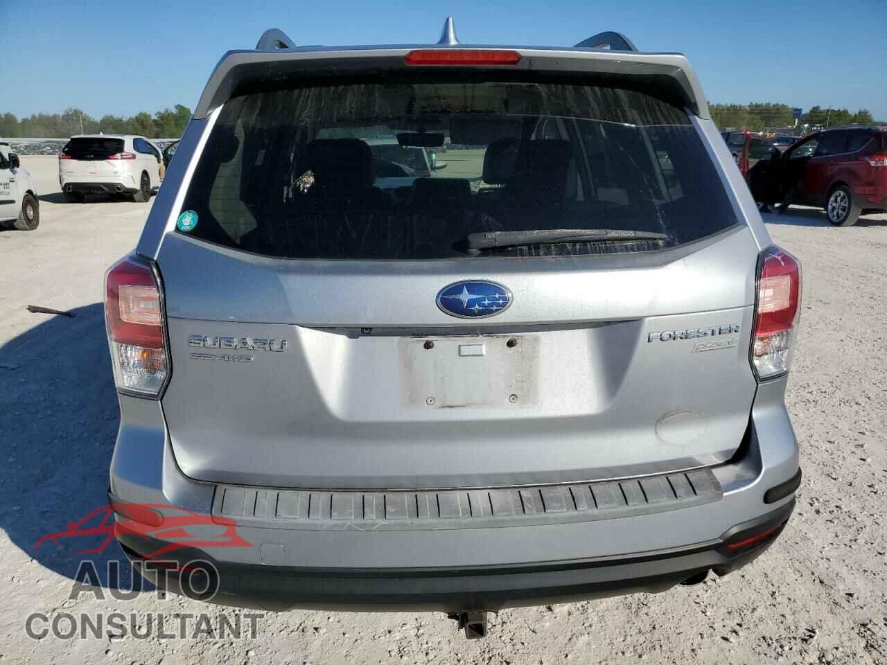 SUBARU FORESTER 2017 - JF2SJATC0HH558138
