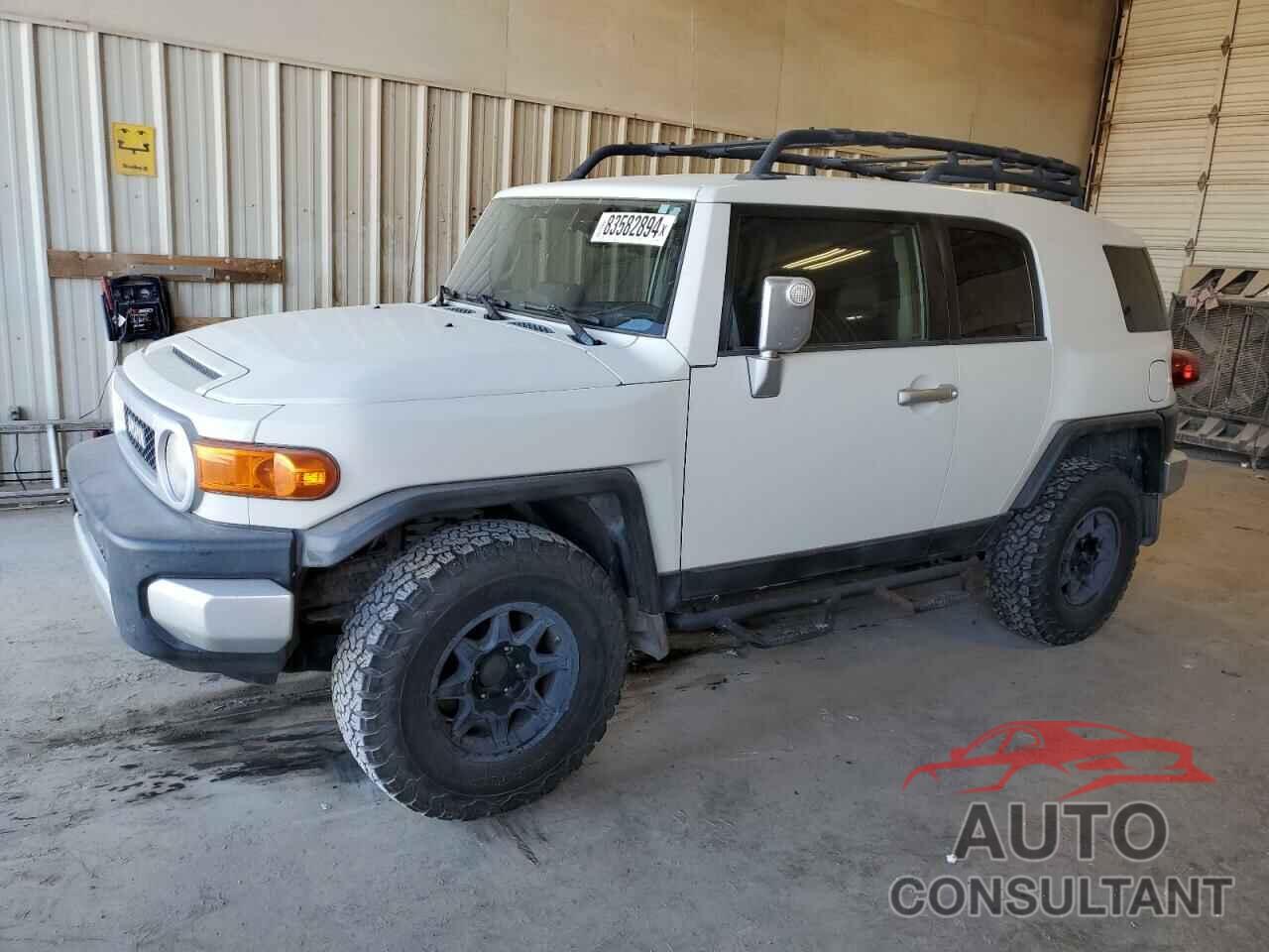 TOYOTA FJ CRUISER 2014 - JTEBU4BF7EK185631