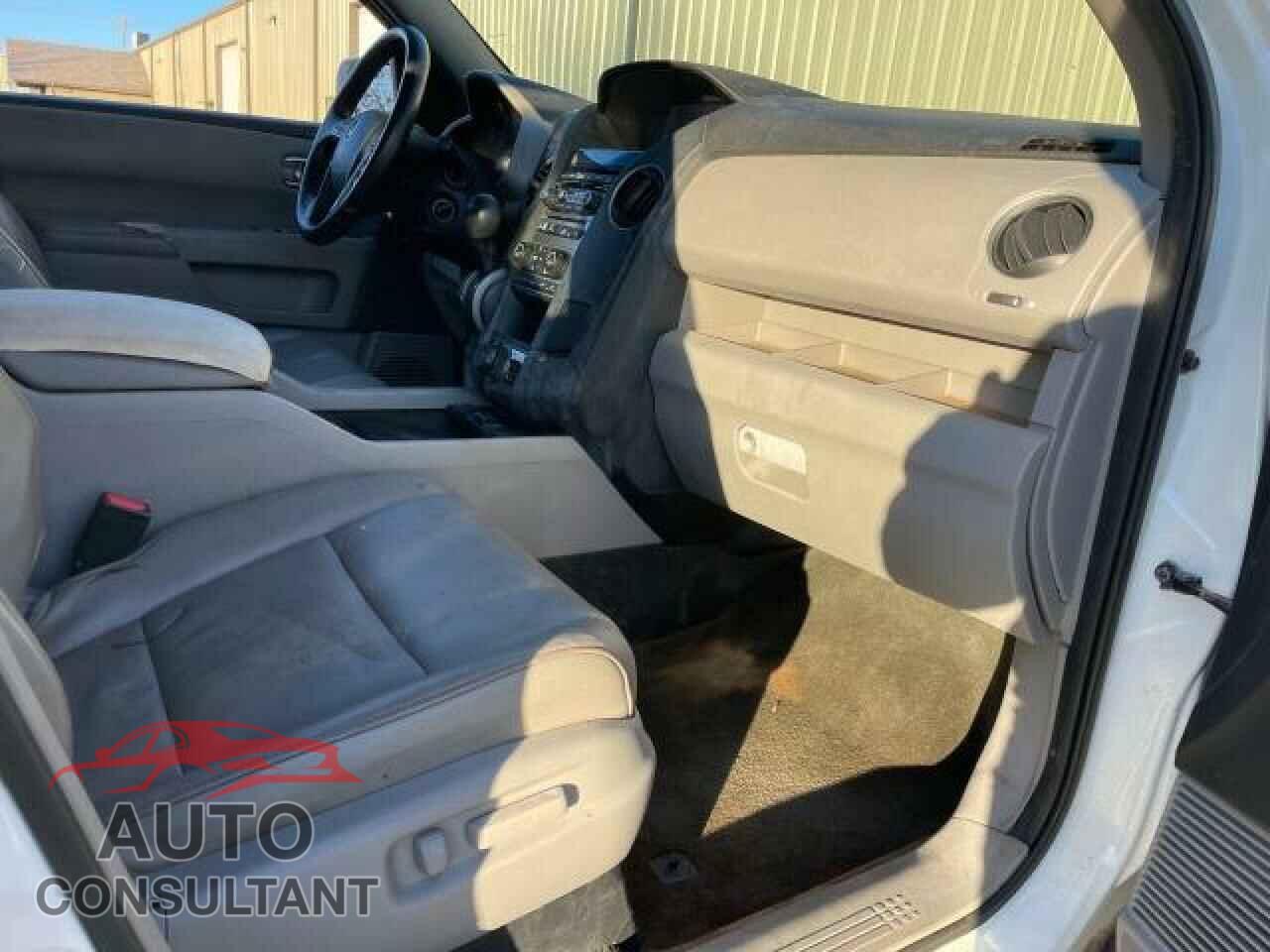 HONDA PILOT 2013 - 5FNYF4H97DB074521