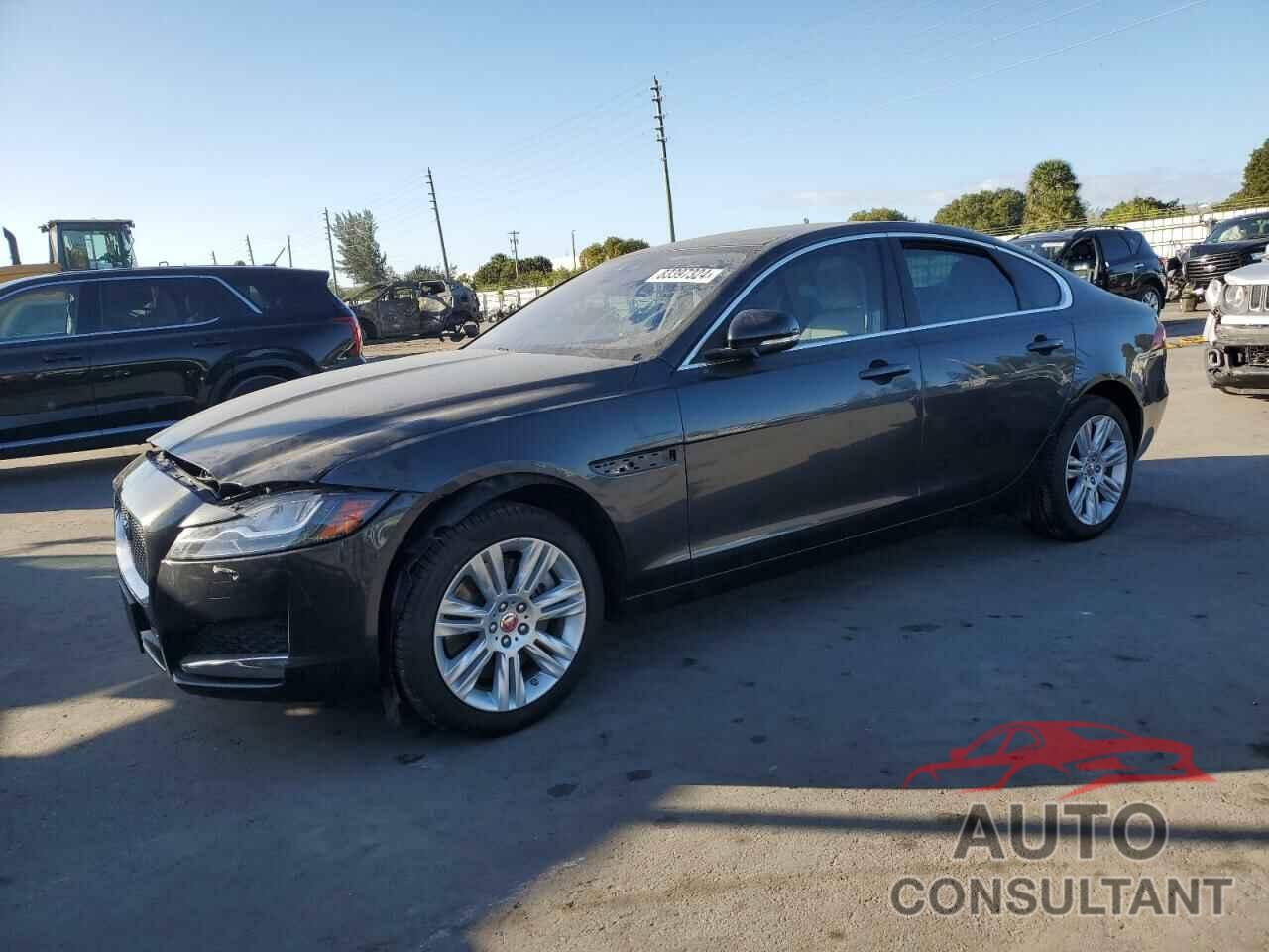 JAGUAR XF 2017 - SAJBD4BV7HCY33657
