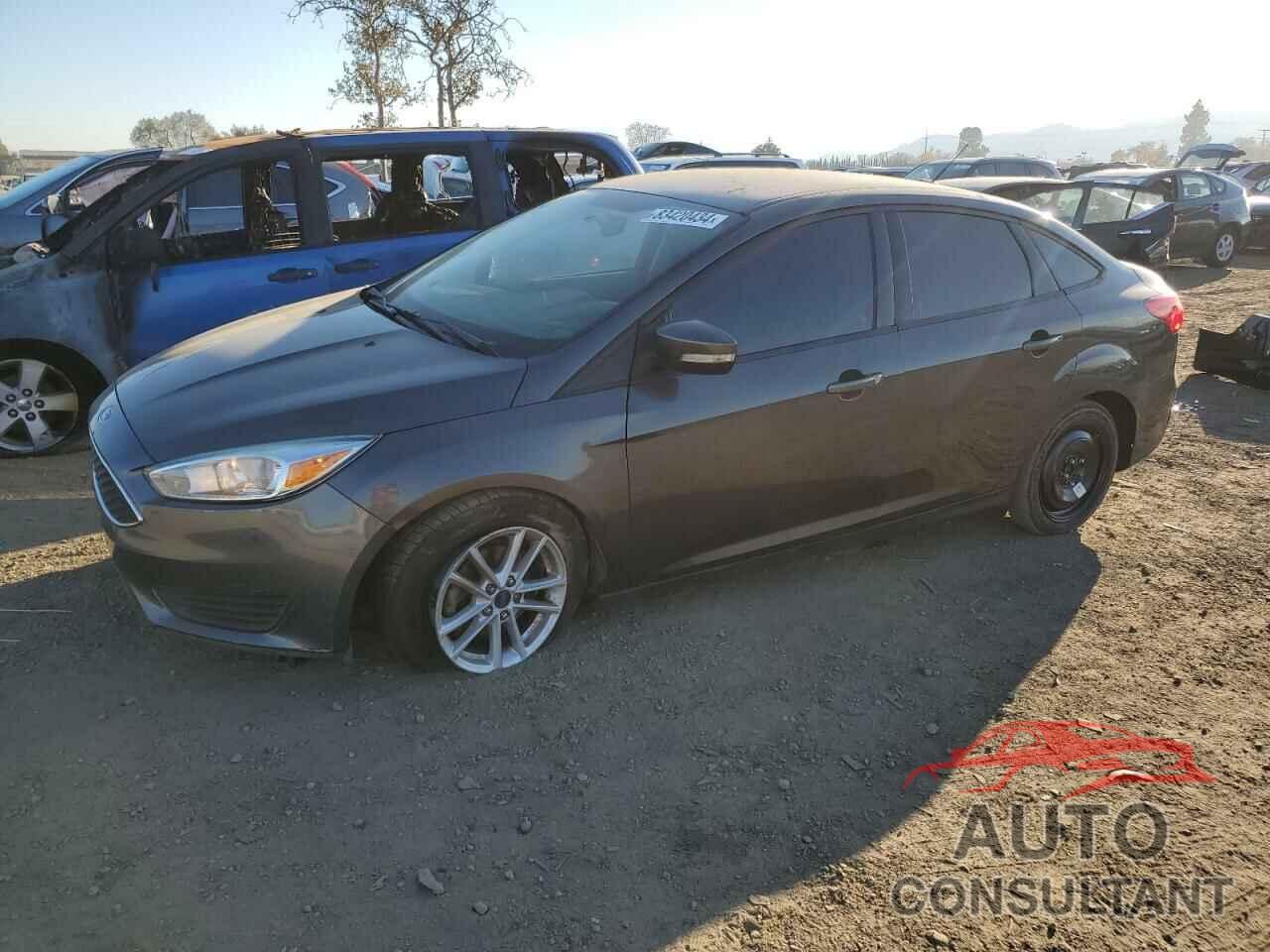 FORD FOCUS 2015 - 1FADP3F21FL330458