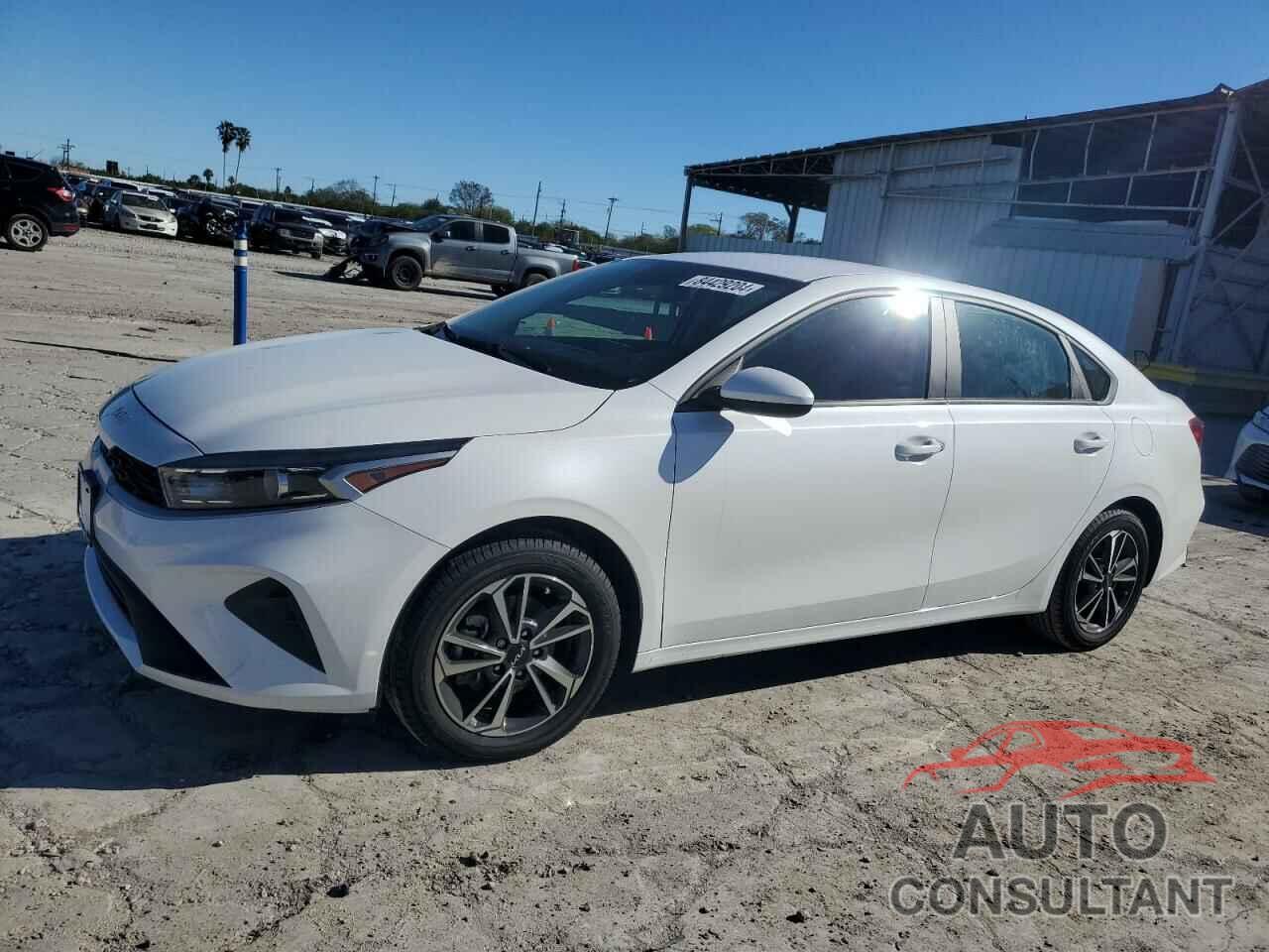 KIA FORTE 2022 - 3KPF24AD8NE502315