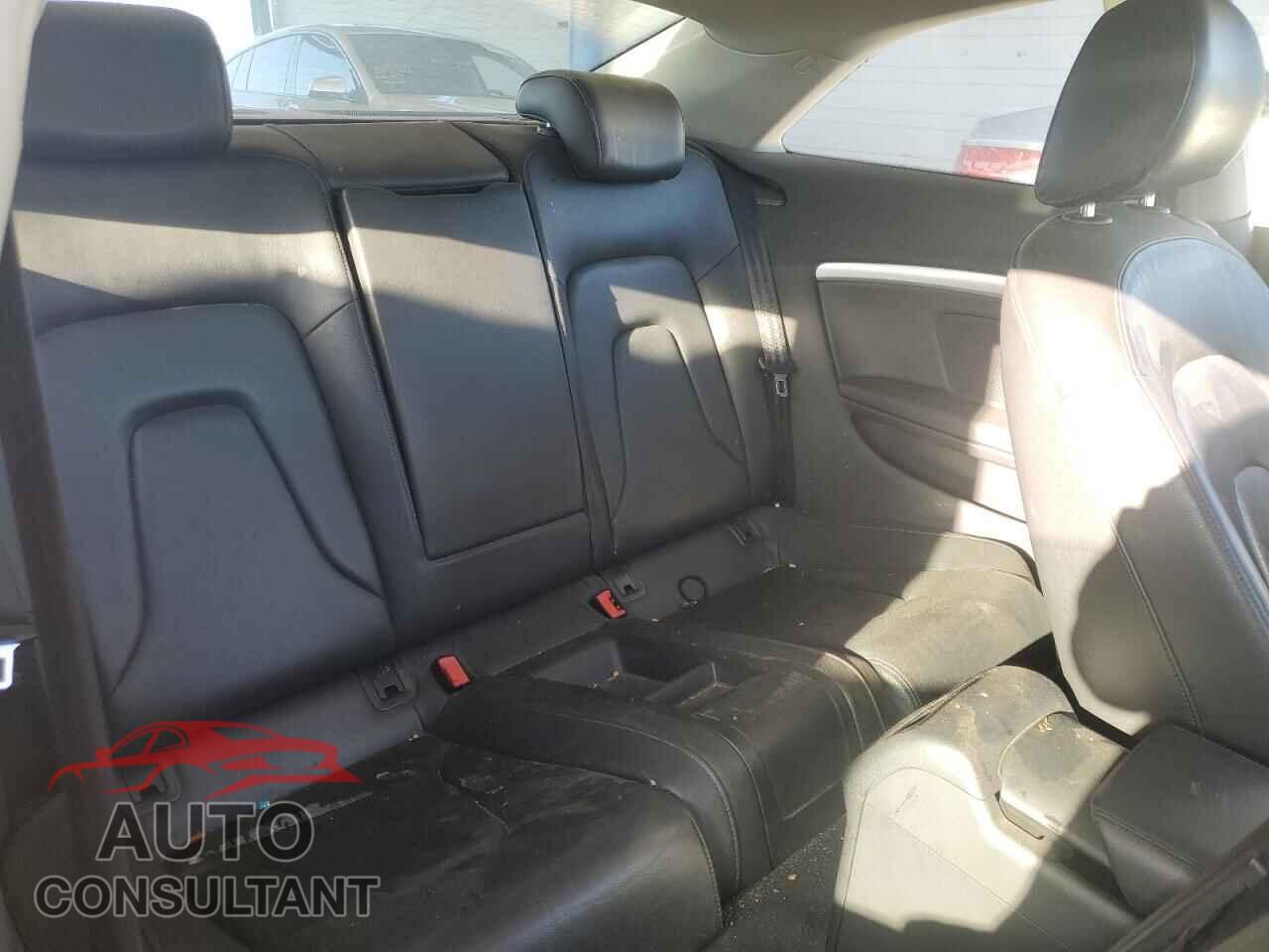 AUDI A5 2010 - WAUCFAFR1AA029443