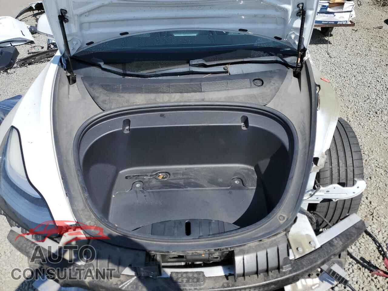 TESLA MODEL 3 2020 - 5YJ3E1EB2LF650467