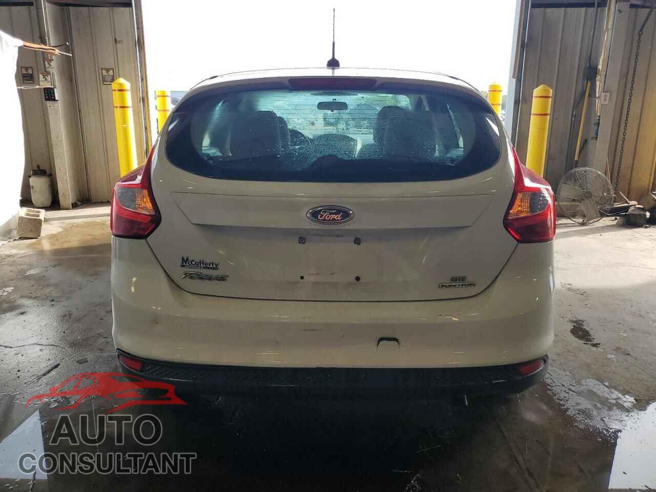 FORD FOCUS 2014 - 1FADP3K29EL313864