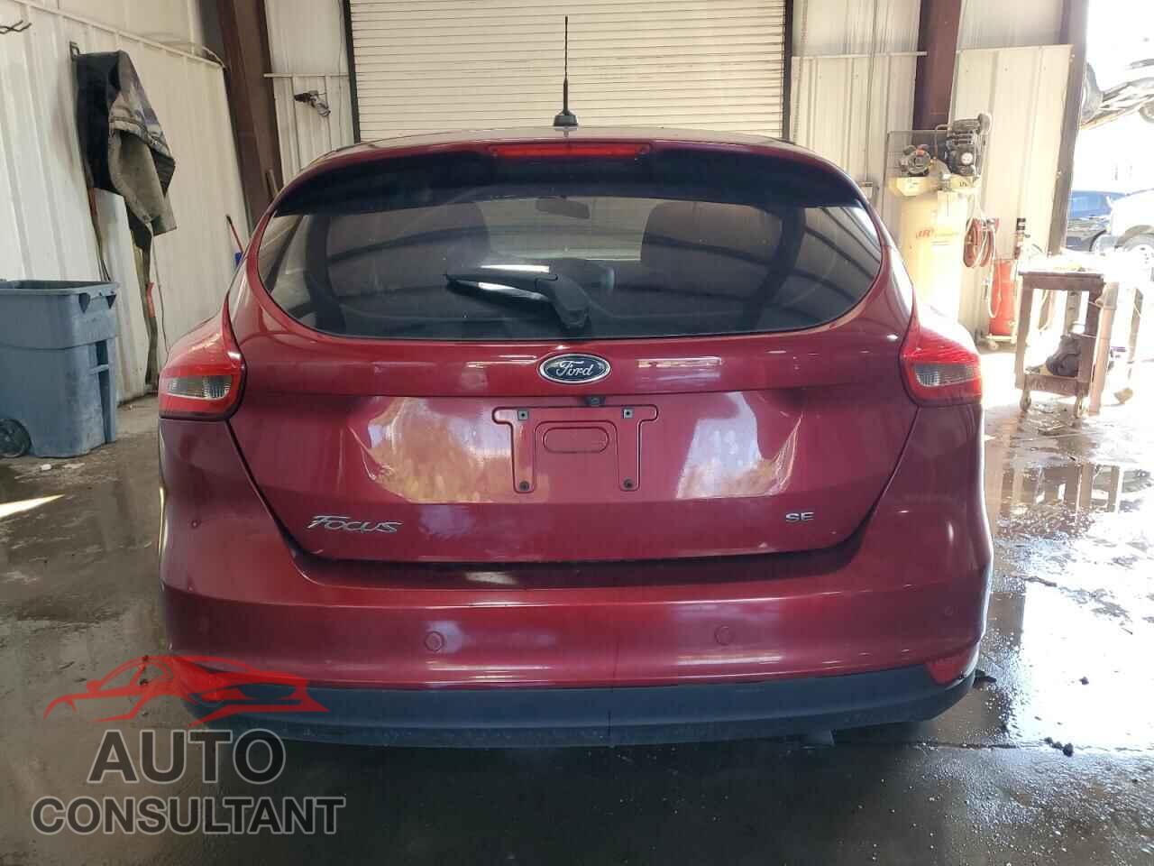 FORD FOCUS 2016 - 1FADP3K24GL394324