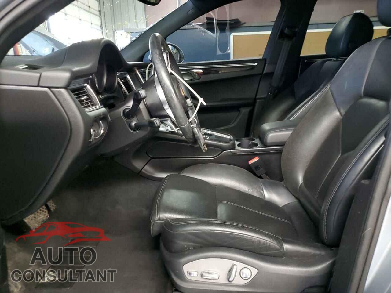 PORSCHE MACAN 2015 - WP1AB2A57FLB68910
