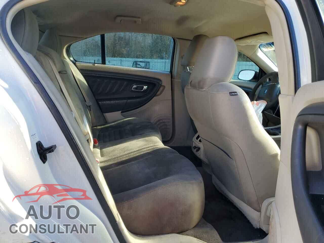 FORD TAURUS 2011 - 1FAHP2DW7BG132939