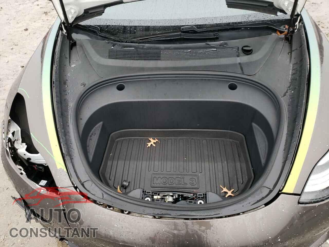 TESLA MODEL 3 2021 - 5YJ3E1EA2MF047690