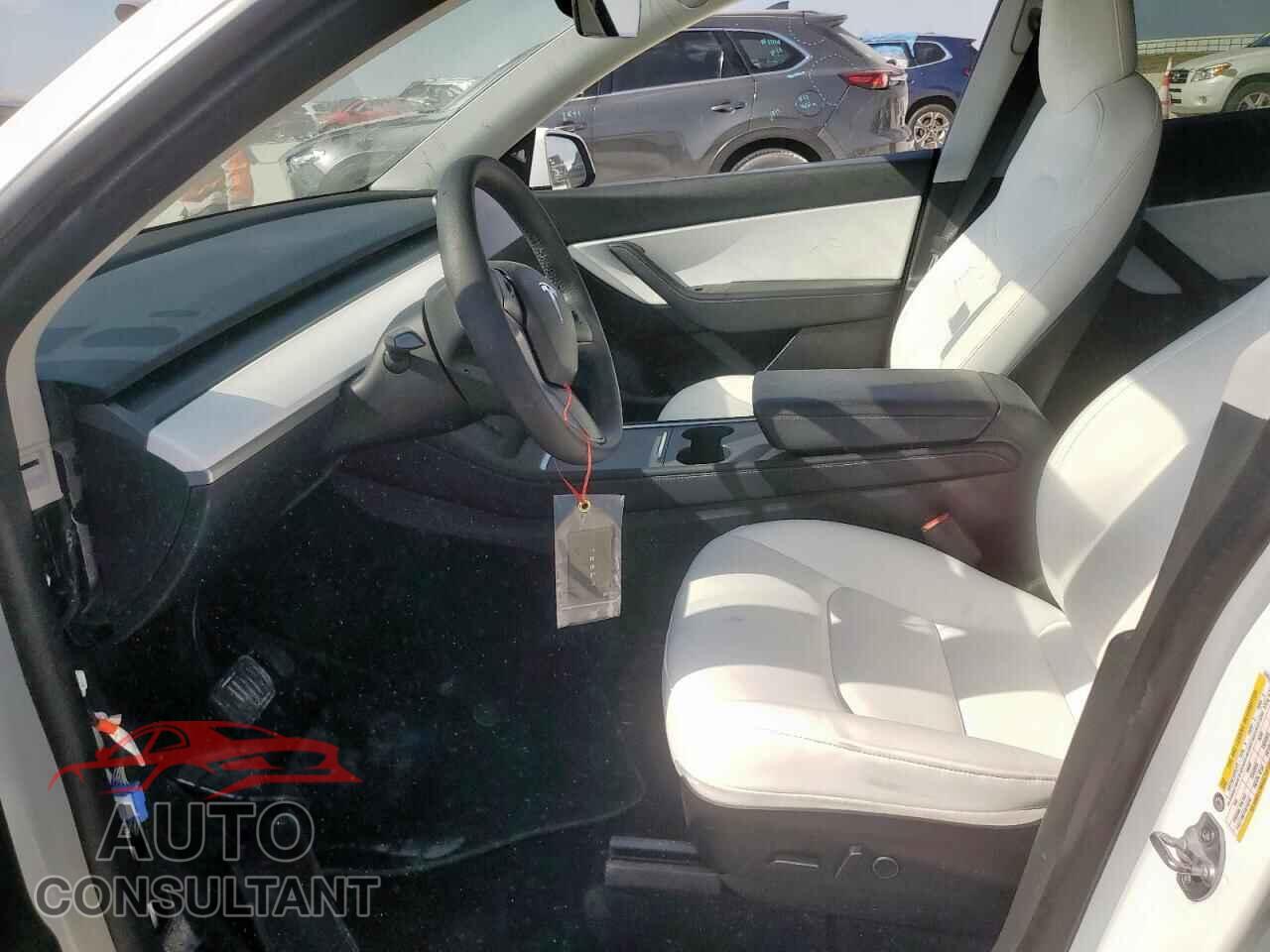 TESLA MODEL Y 2022 - 7SAYGDEE3NF510655