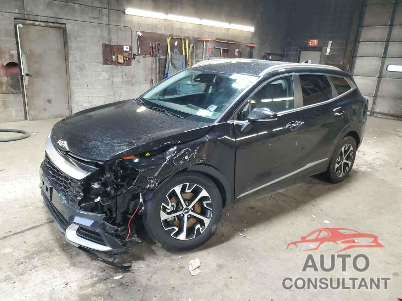KIA SPORTAGE 2023 - KNDPVCAG7P7044155