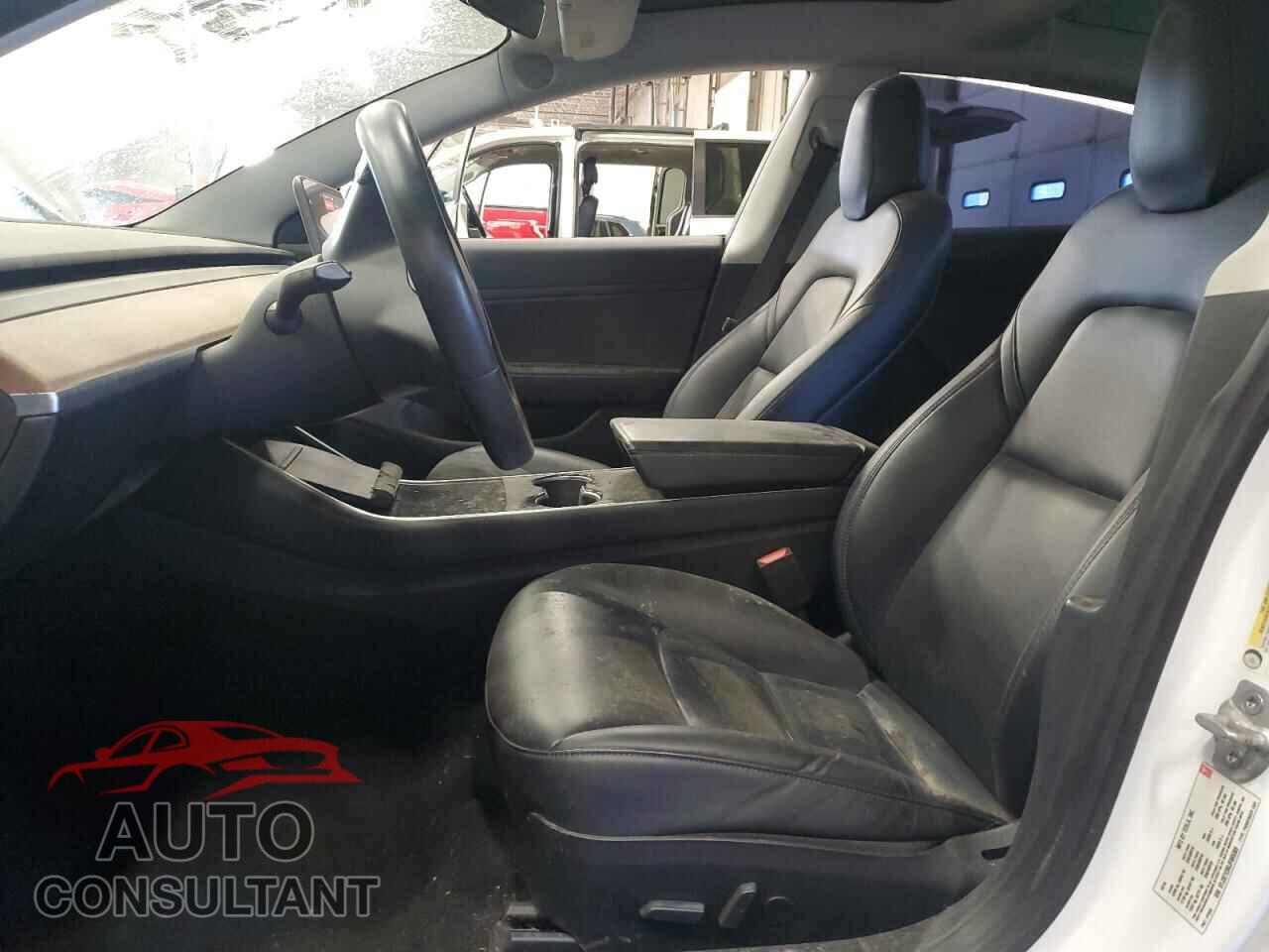 TESLA MODEL 3 2018 - 5YJ3E1EB0JF085388