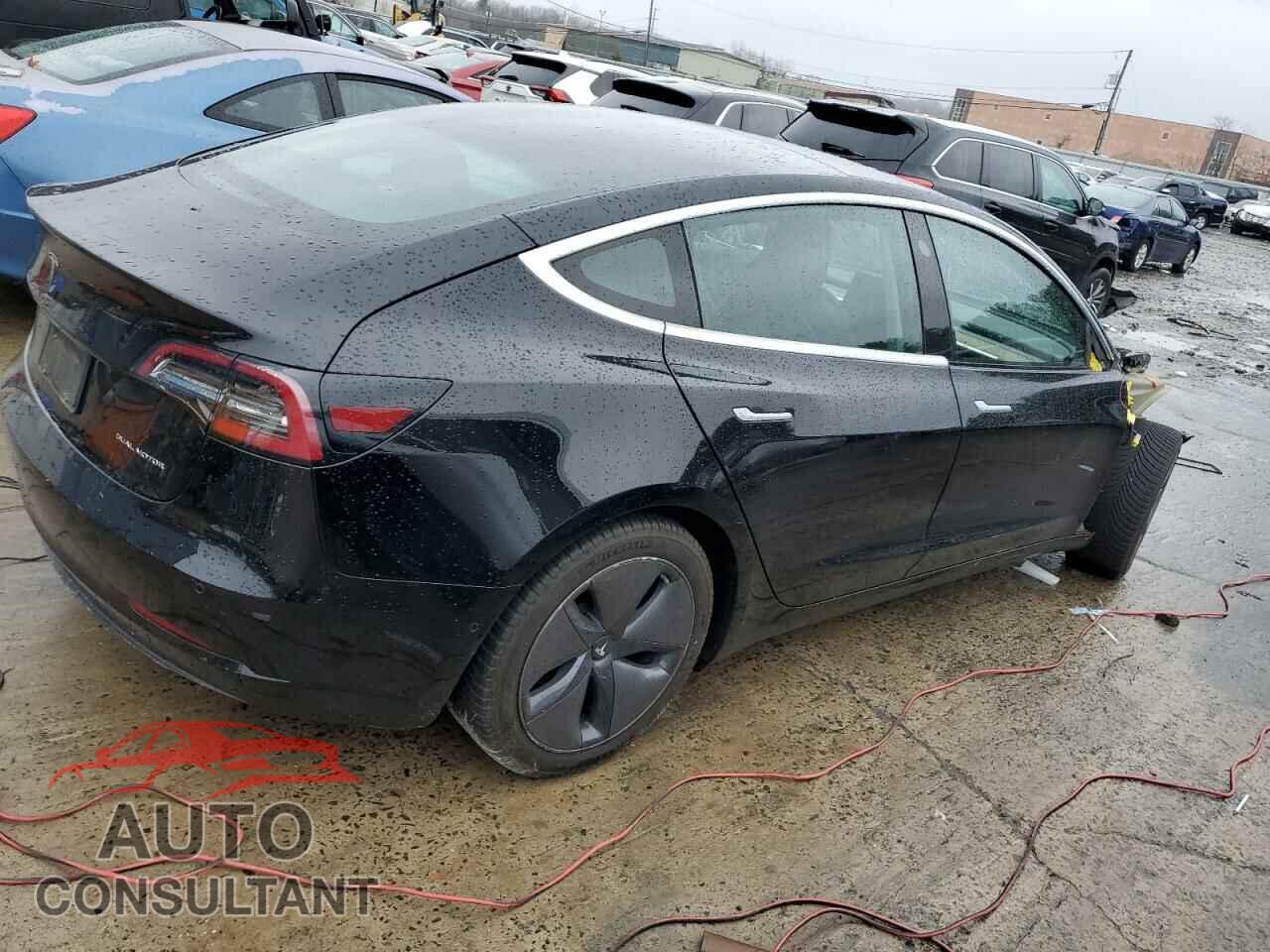 TESLA MODEL 3 2019 - 5YJ3E1EB2KF384303