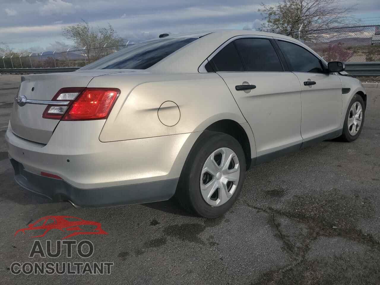 FORD TAURUS 2017 - 1FAHP2L94HG145653