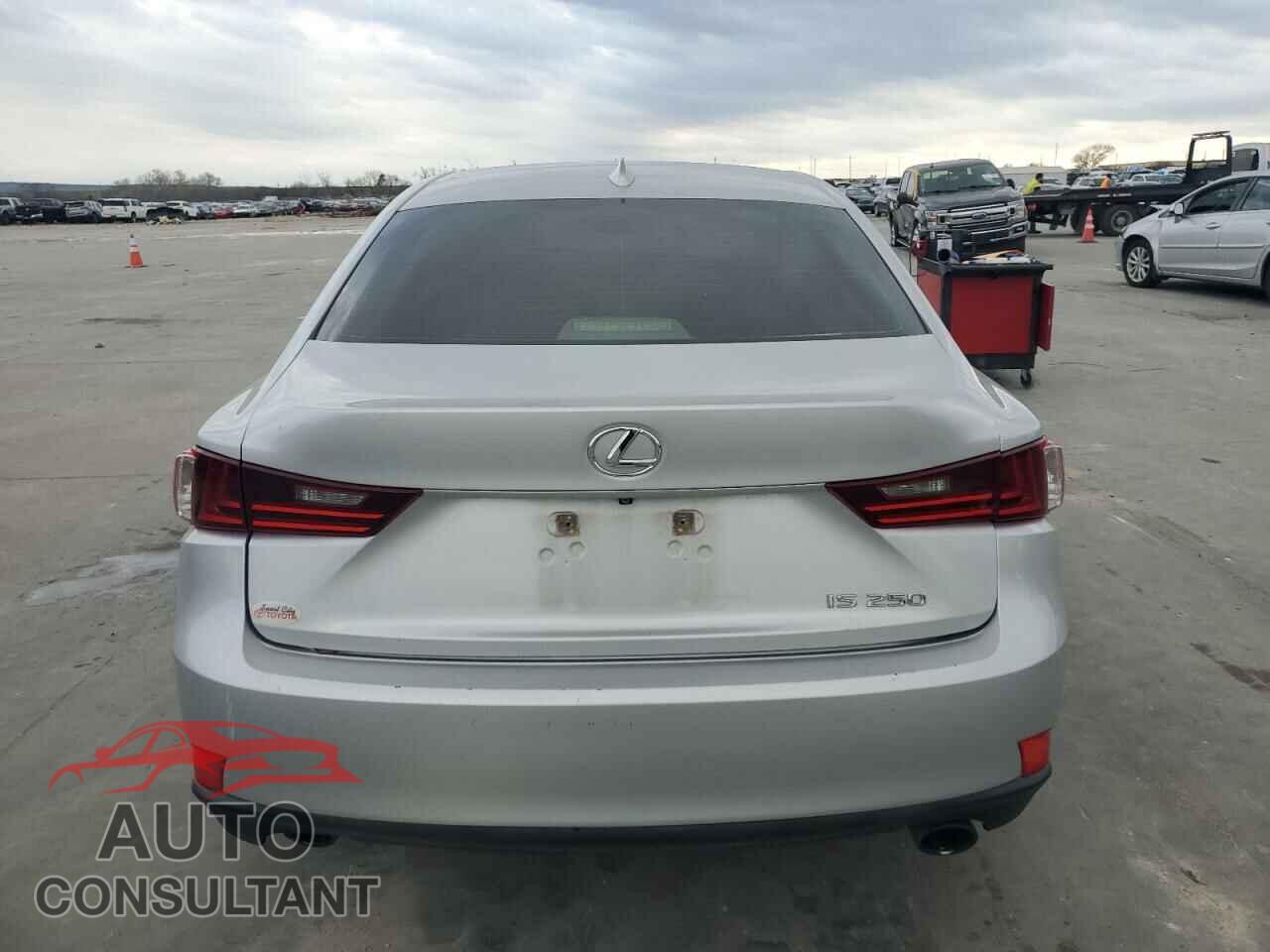 LEXUS IS 2014 - JTHBF1D2XE5026073