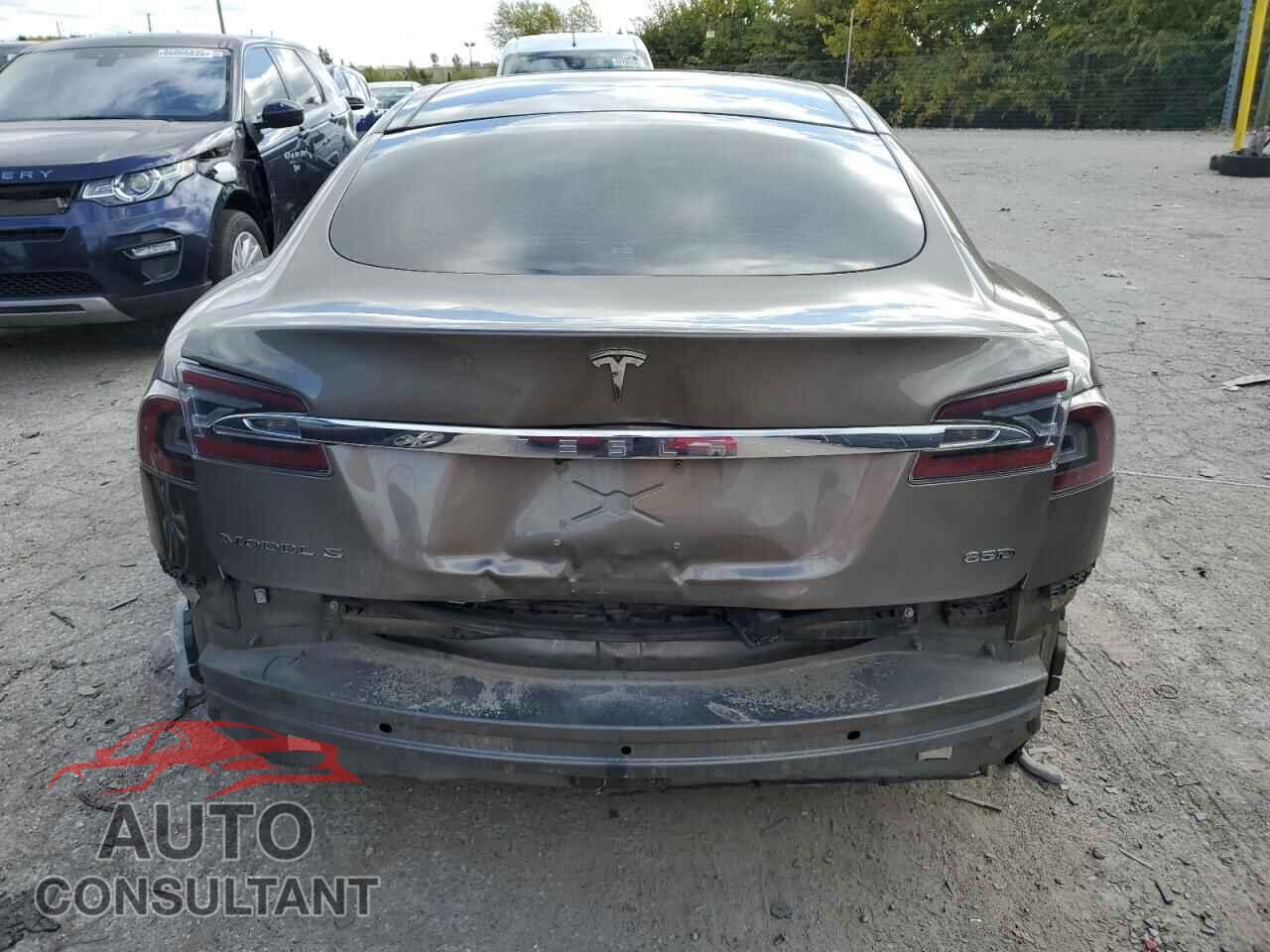 TESLA MODEL S 2015 - 5YJSA1E21FF113021