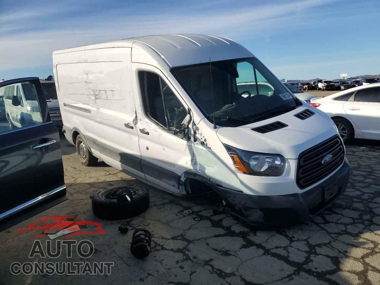 FORD TRANSIT 2019 - 1FTYR2CM4KKA00447