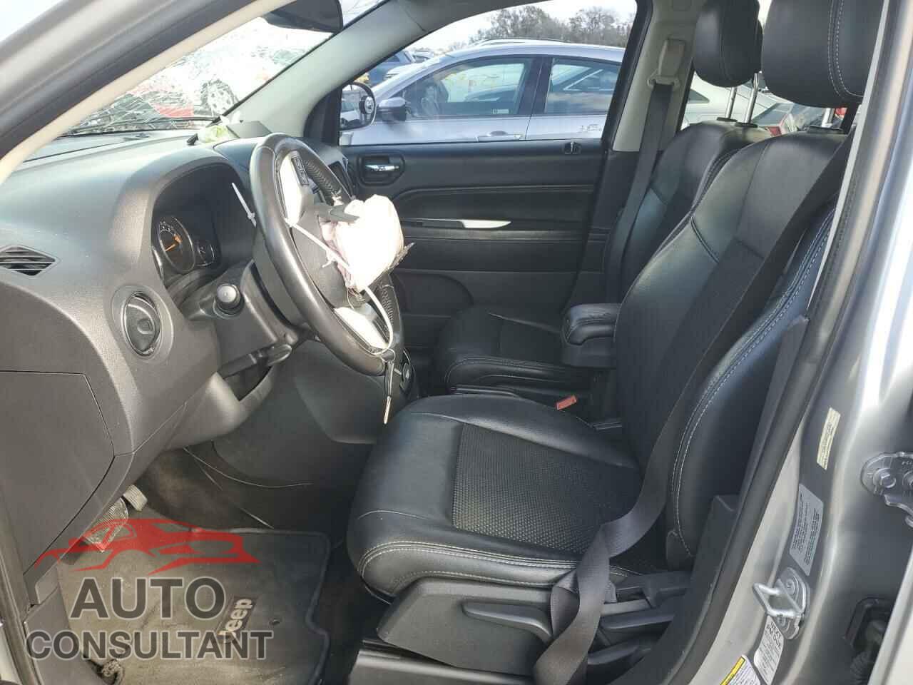JEEP COMPASS 2017 - 1C4NJCEA6HD130357