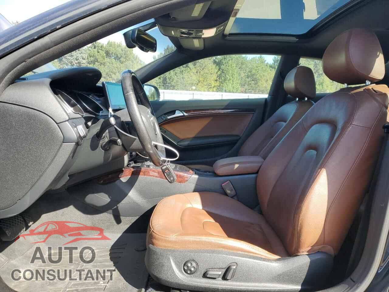 AUDI A5 2012 - WAULFAFR1CA013763