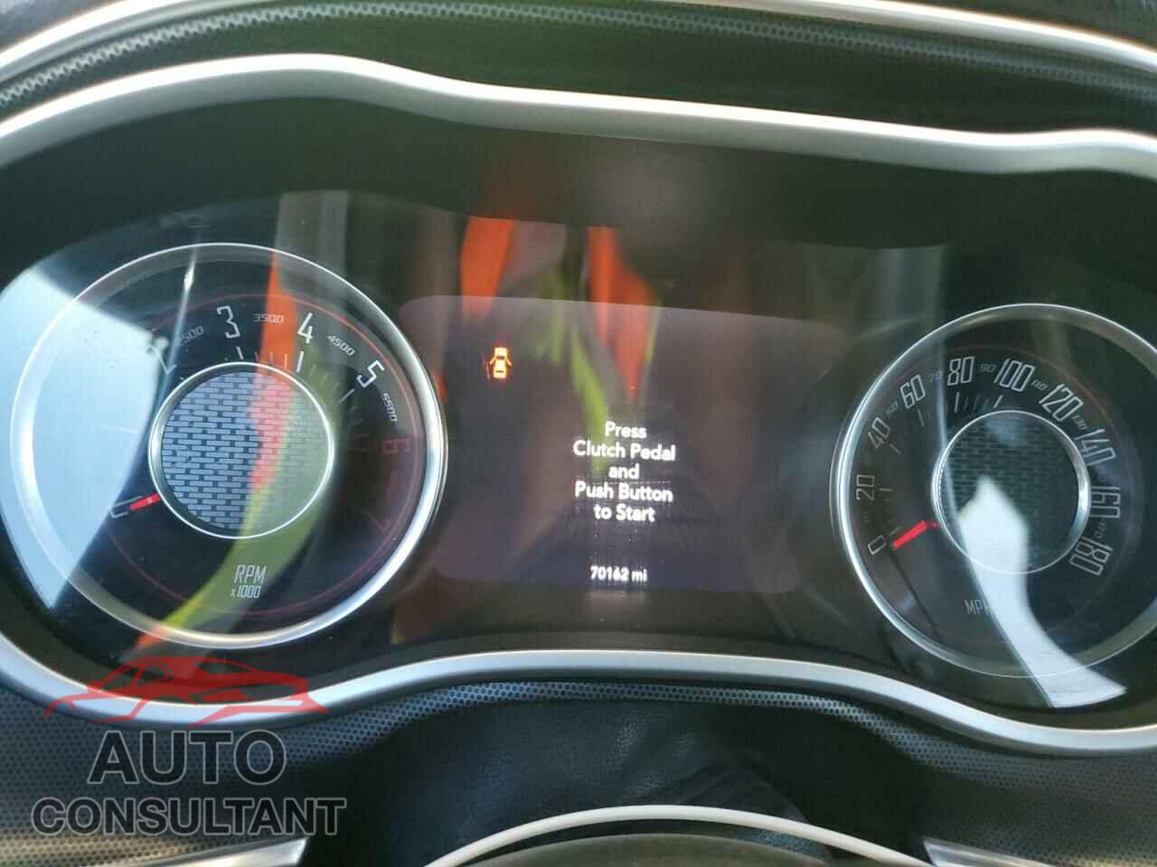 DODGE CHALLENGER 2015 - 2C3CDZFJ9FH732335