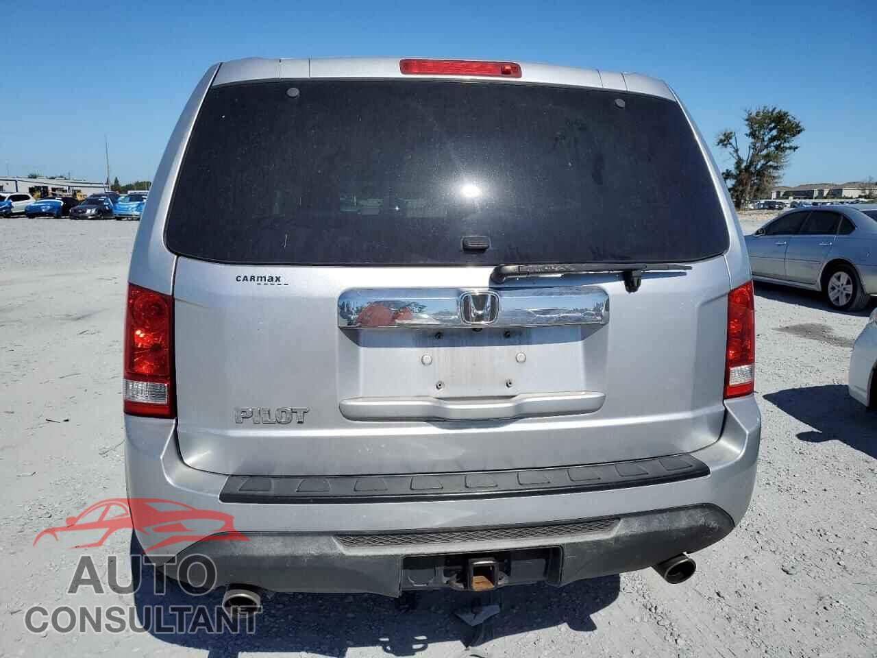 HONDA PILOT 2015 - 5FNYF3H41FB019967