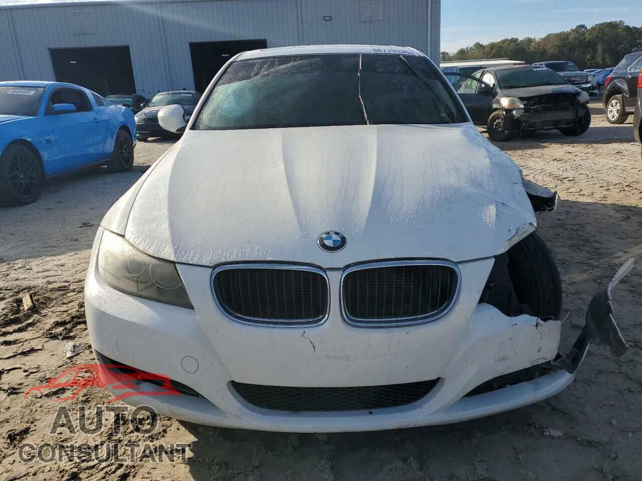 BMW 3 SERIES 2011 - WBAPH7C52BE852568