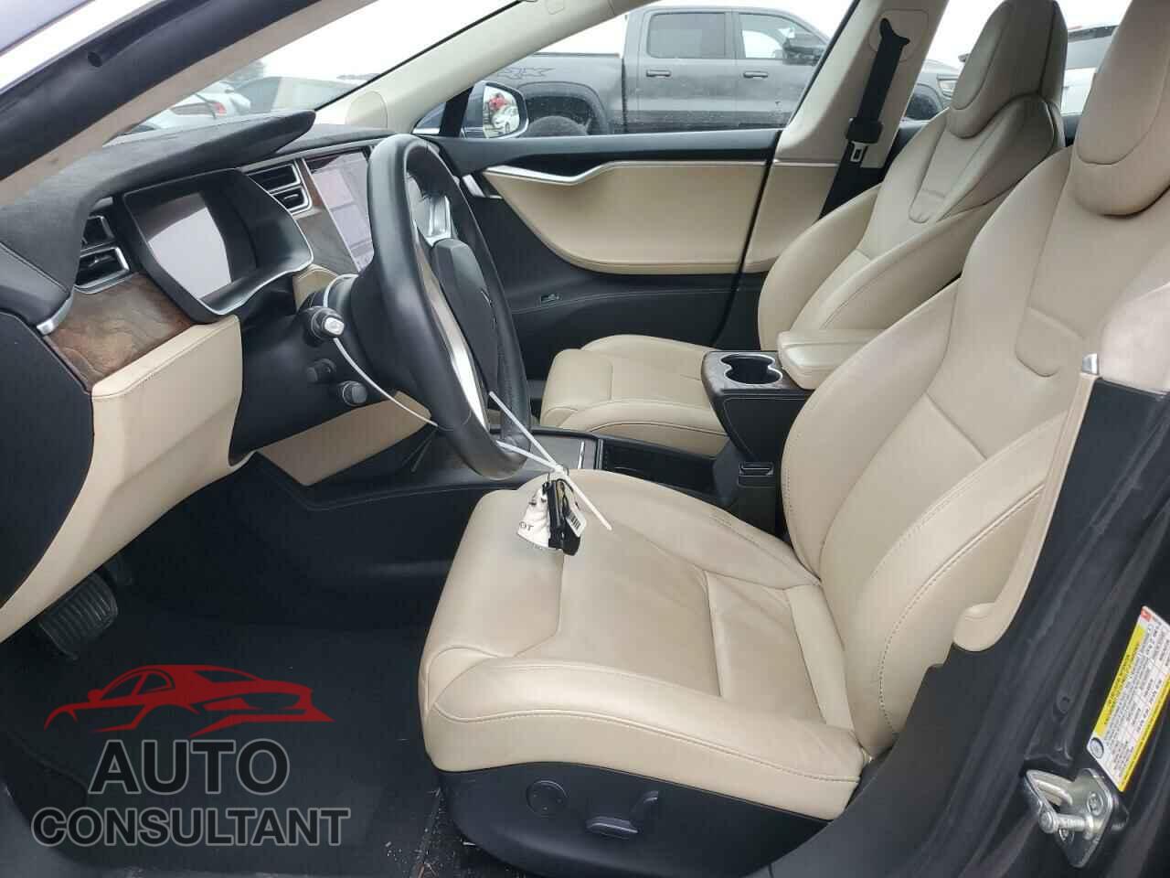 TESLA MODEL S 2017 - 5YJSA1E14HF205749
