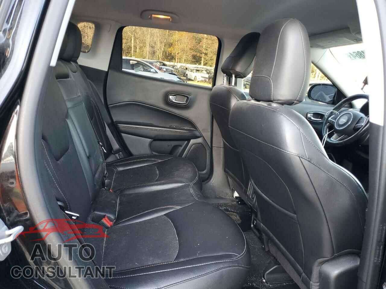 JEEP COMPASS 2019 - 3C4NJDBB2KT849478