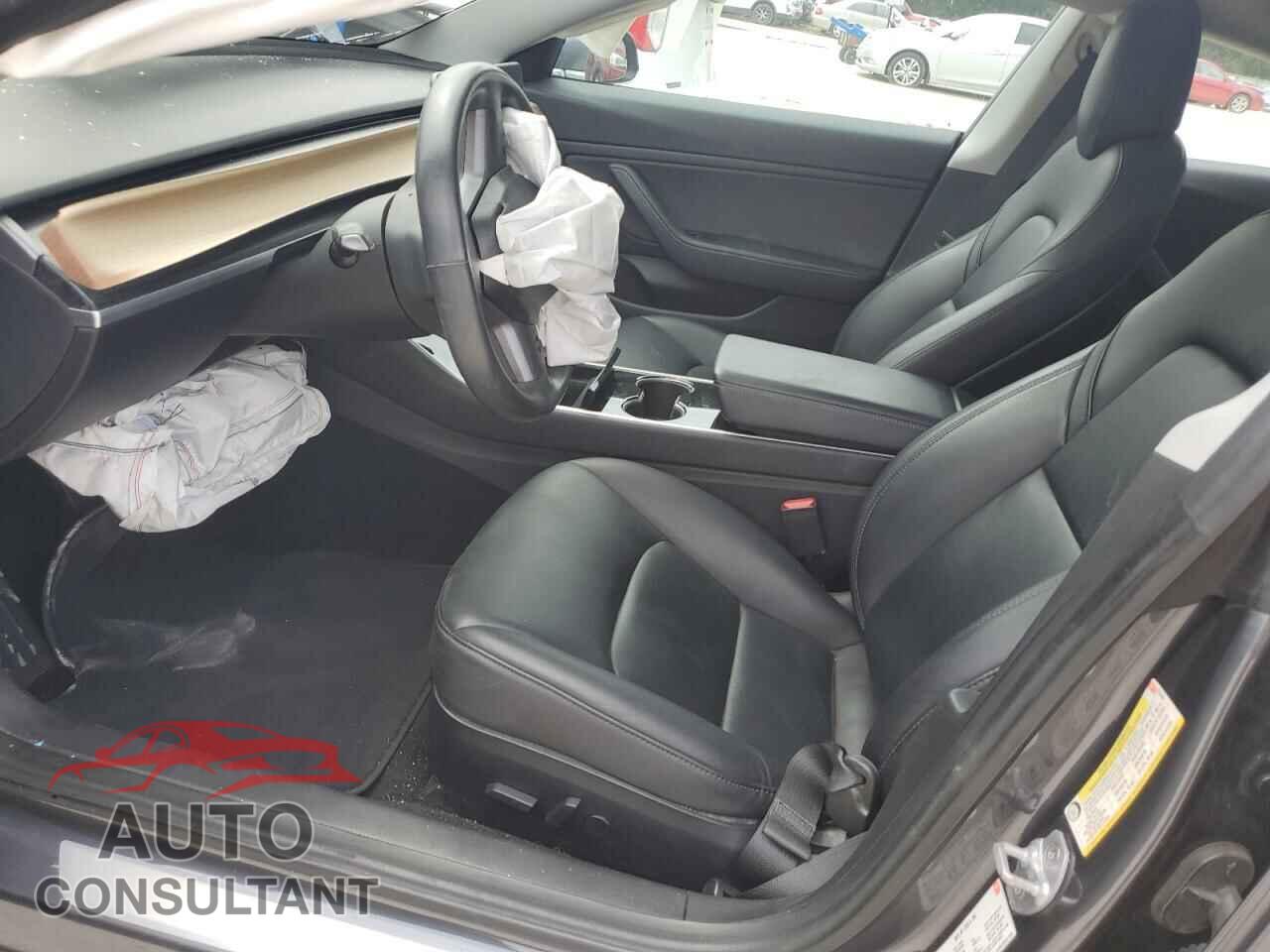 TESLA MODEL 3 2018 - 5YJ3E1EA5JF153496