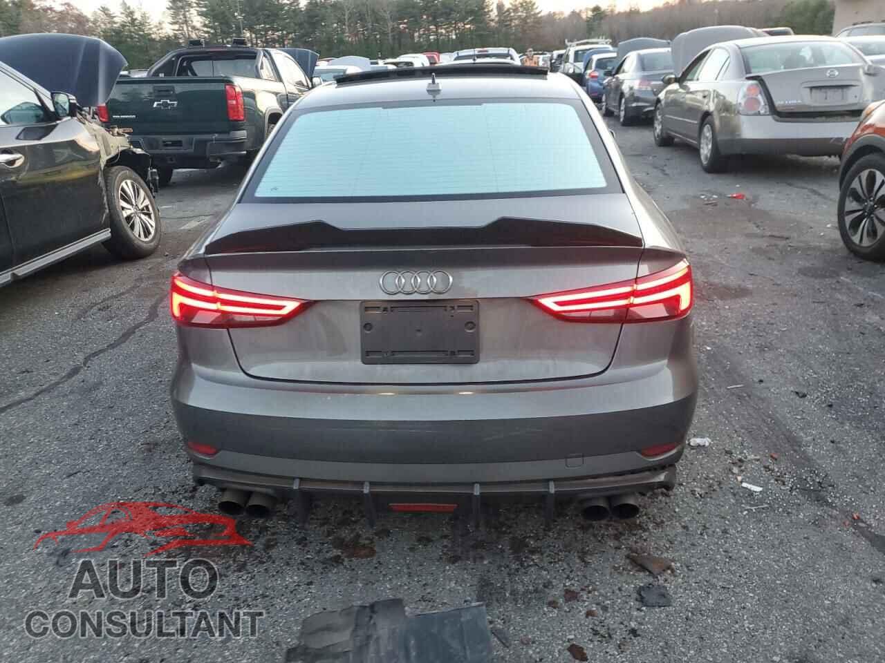 AUDI A3 2017 - WAUB8GFF8H1018528