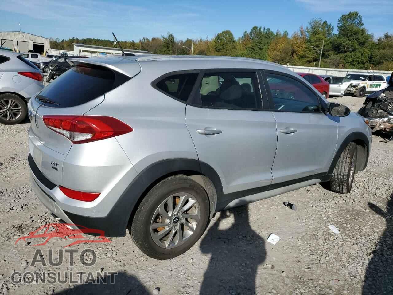 HYUNDAI TUCSON 2017 - KM8J3CA21HU385341