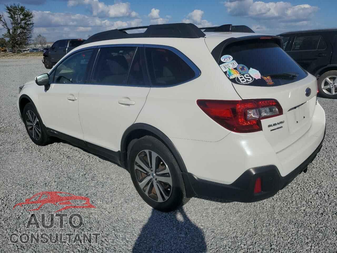 SUBARU OUTBACK 2018 - 4S4BSENC3J3287879