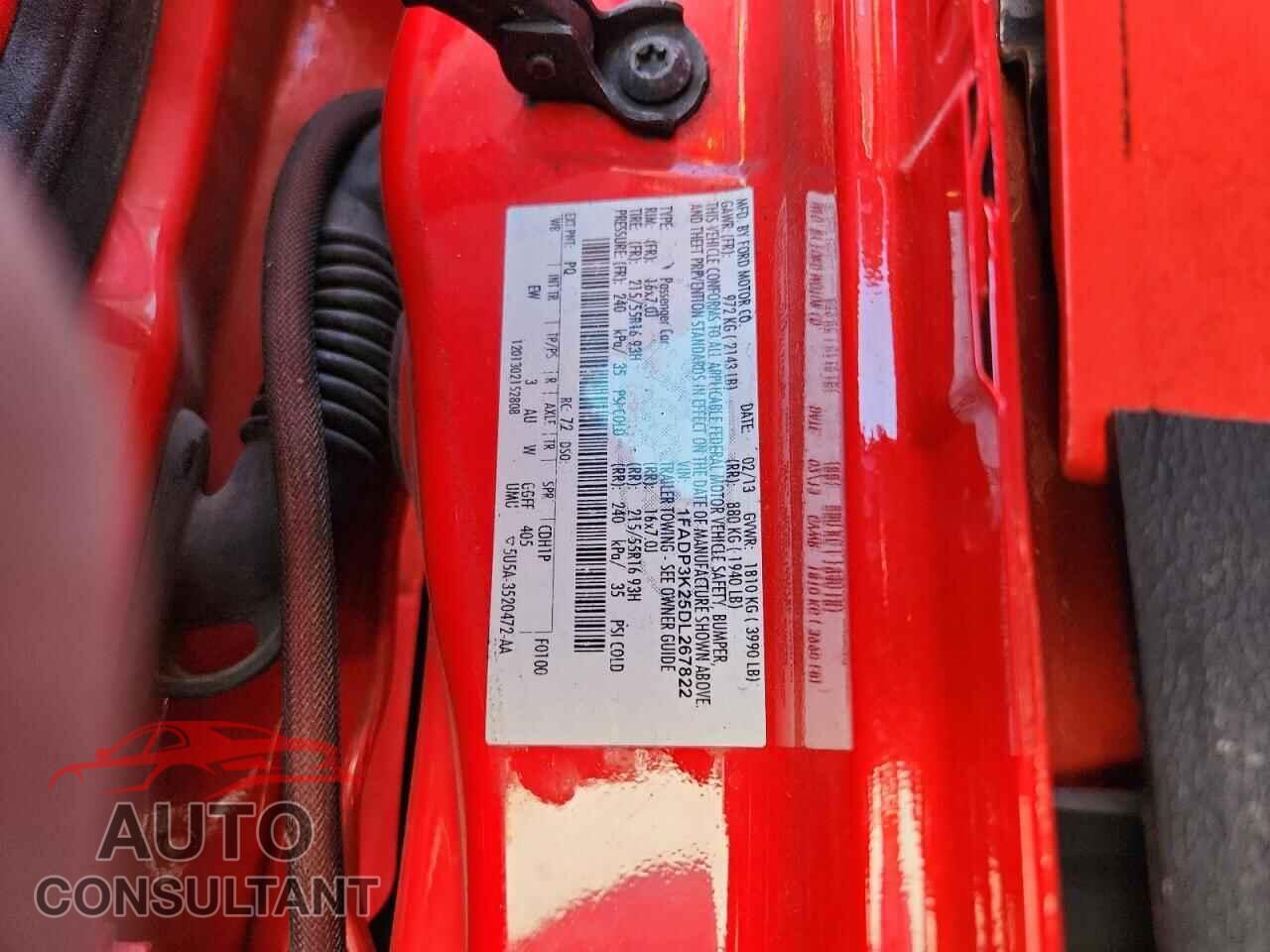 FORD FOCUS 2013 - 1FADP3K25DL267822