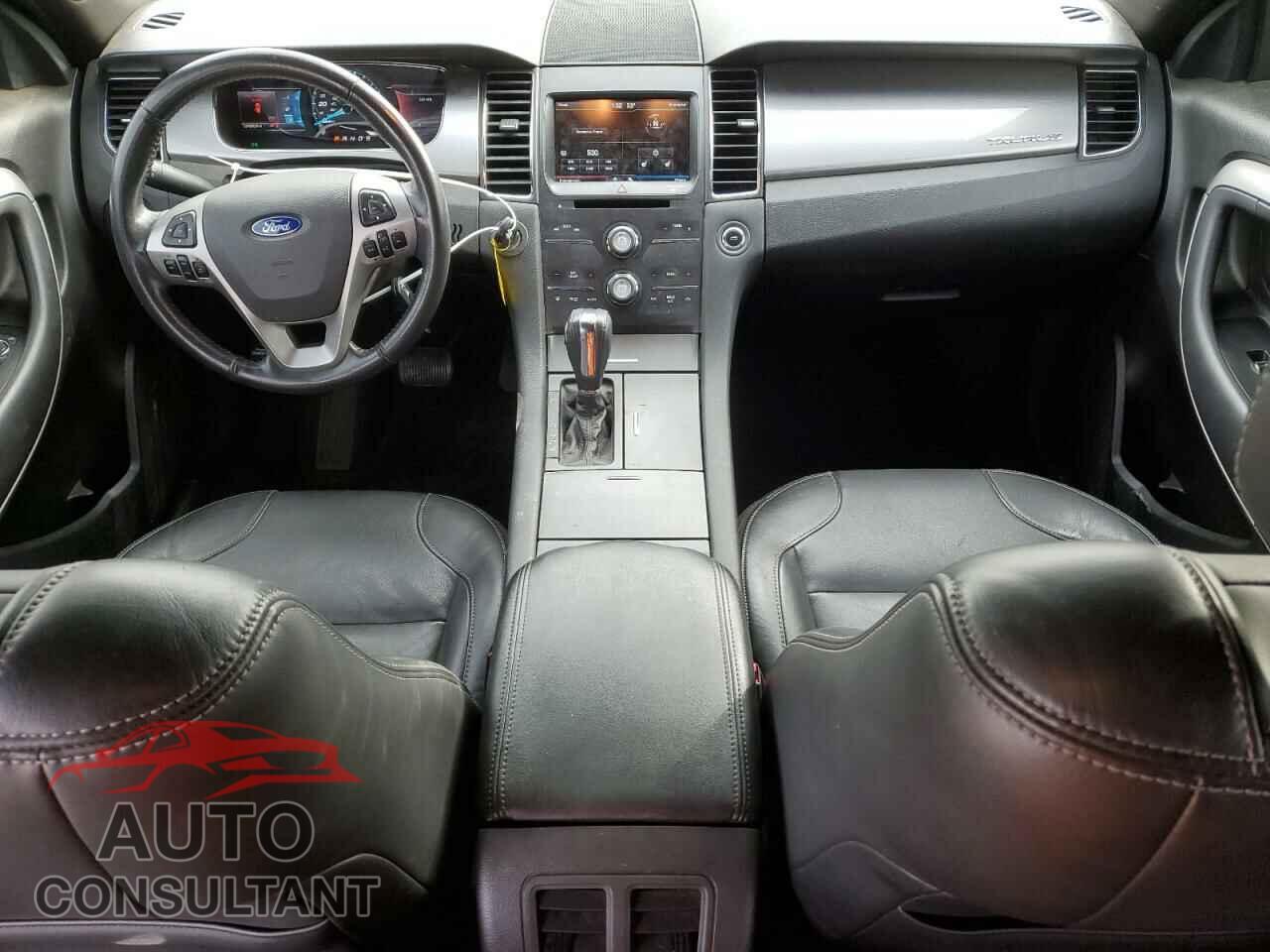 FORD TAURUS 2013 - 1FAHP2E85DG118749