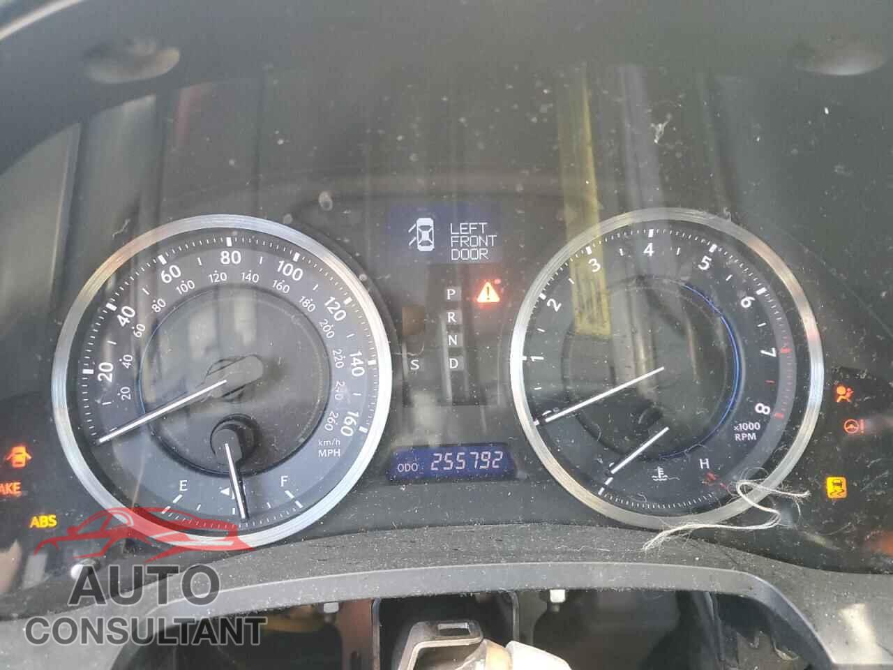 LEXUS IS 2011 - JTHBF5C23B5129923