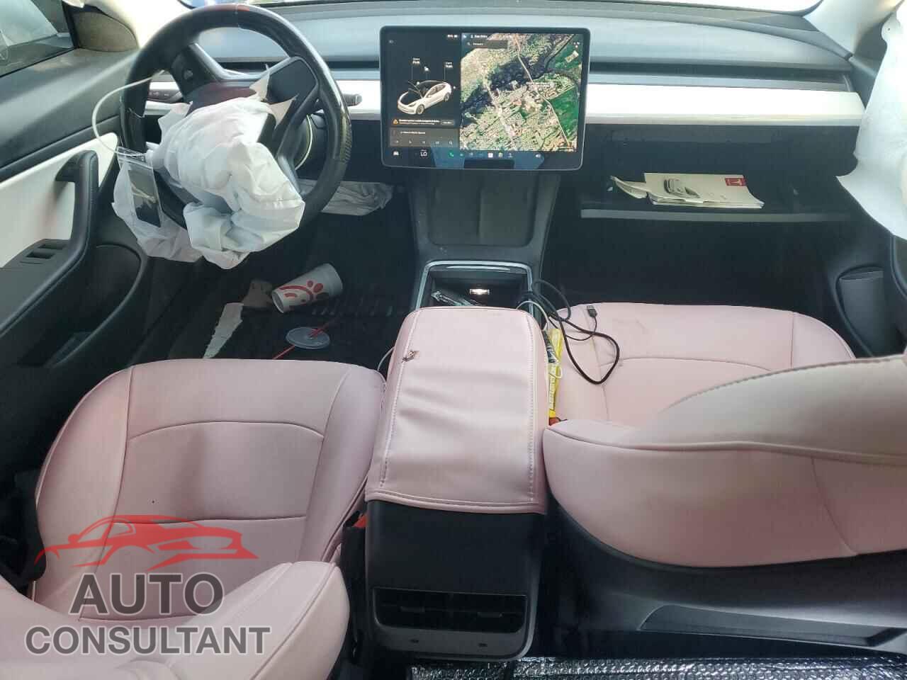 TESLA MODEL 3 2021 - 5YJ3E1EB2MF860536