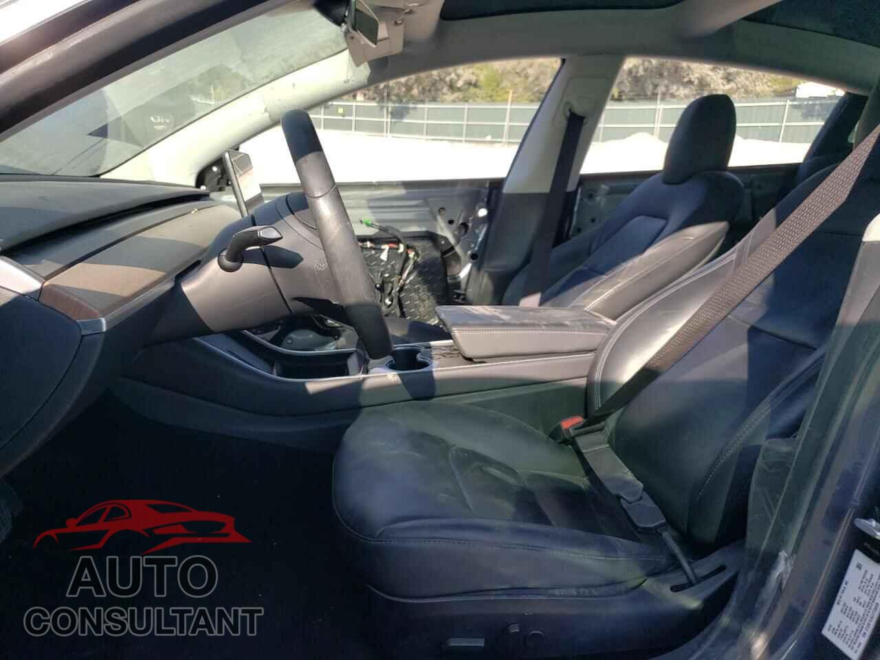 TESLA MODEL 3 2020 - 5YJ3E1EA5LF736699