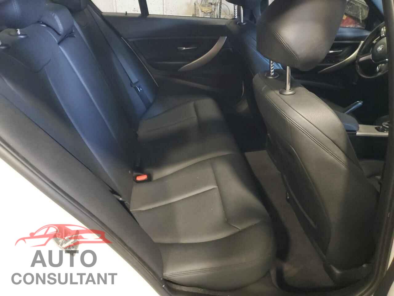 BMW 3 SERIES 2013 - WBA3C3C53DF981888