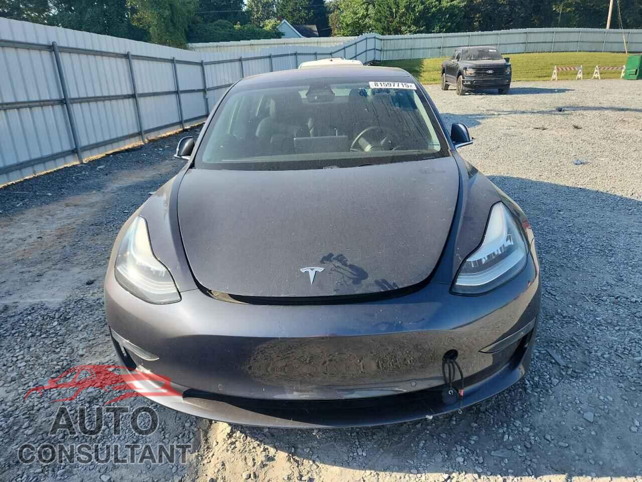 TESLA MODEL 3 2018 - 5YJ3E1EB0JF132564
