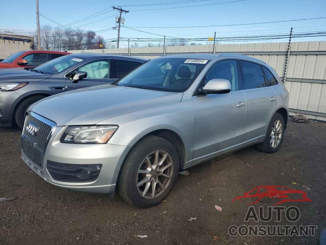 AUDI Q5 2012 - WA1LFAFP3CA120471