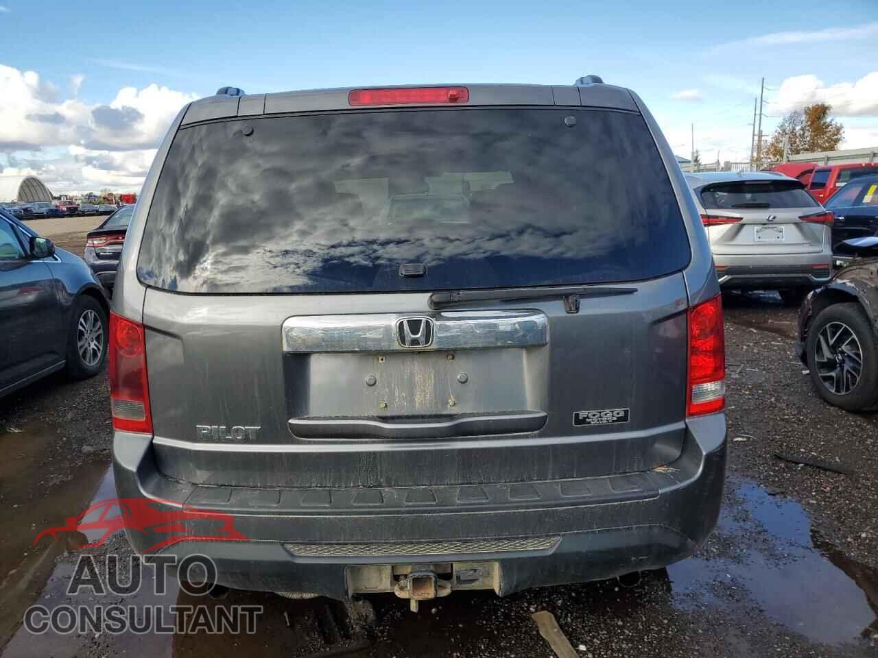 HONDA PILOT 2013 - 5FNYF3H2XDB035547