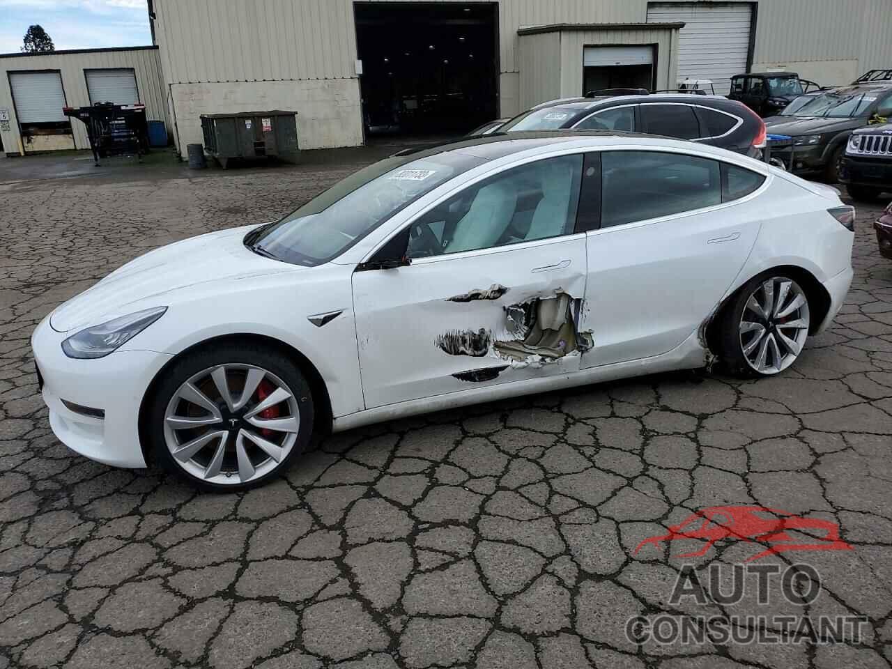 TESLA MODEL 3 2019 - 5YJ3E1EB2KF440367