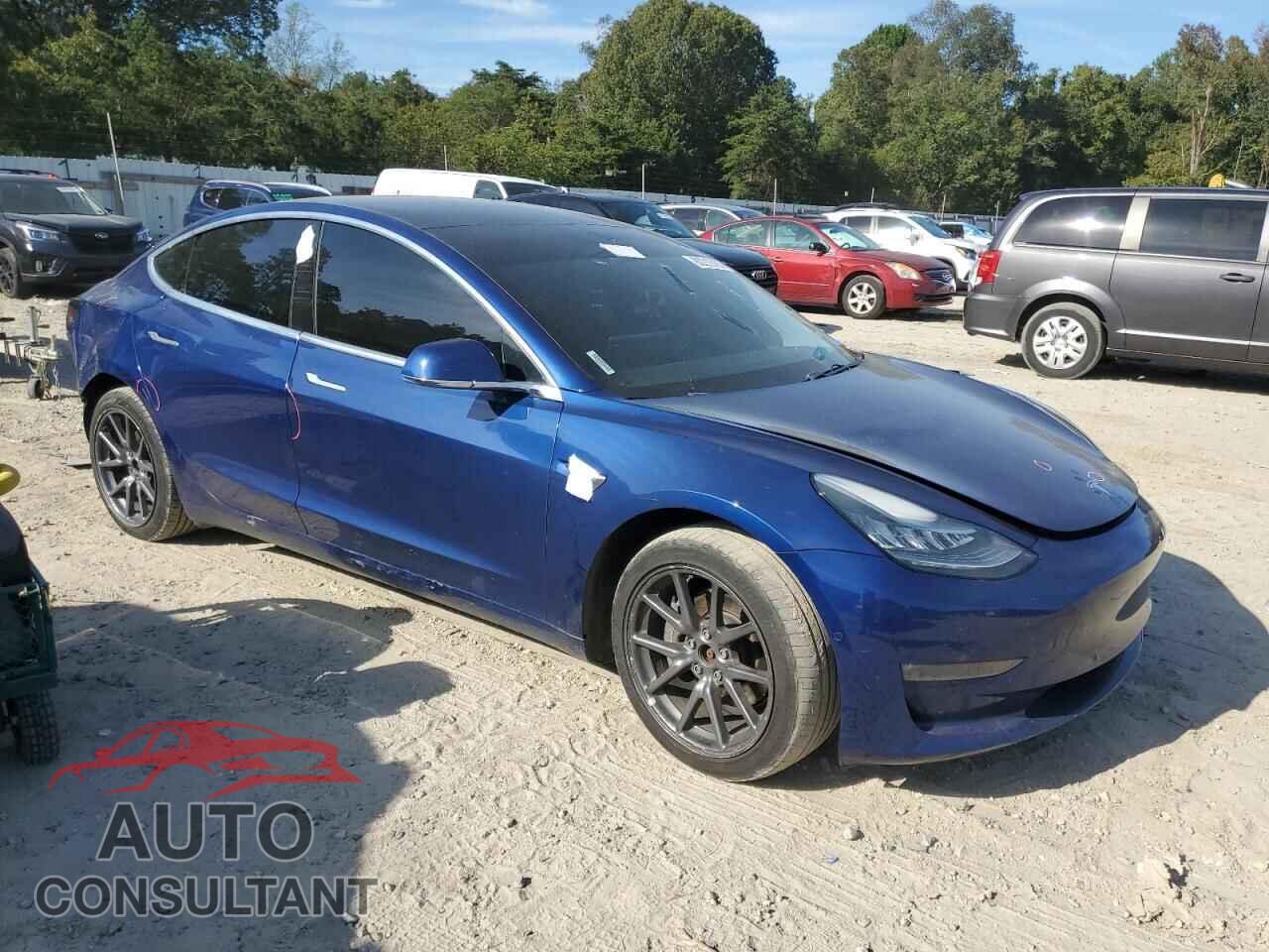 TESLA MODEL 3 2019 - 5YJ3E1EB2KF465057