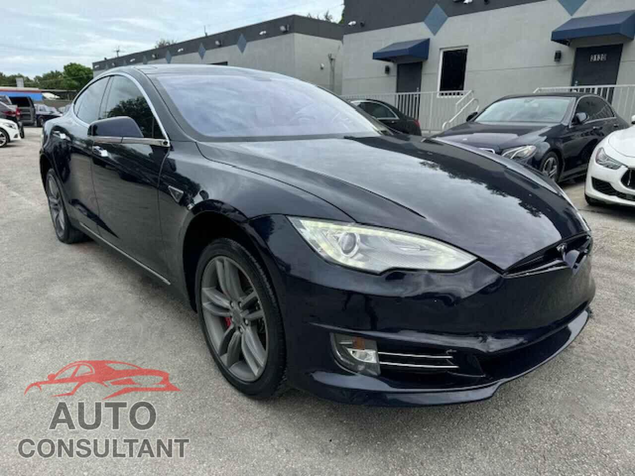 TESLA MODEL S 2014 - 5YJSA1H13EFP40997