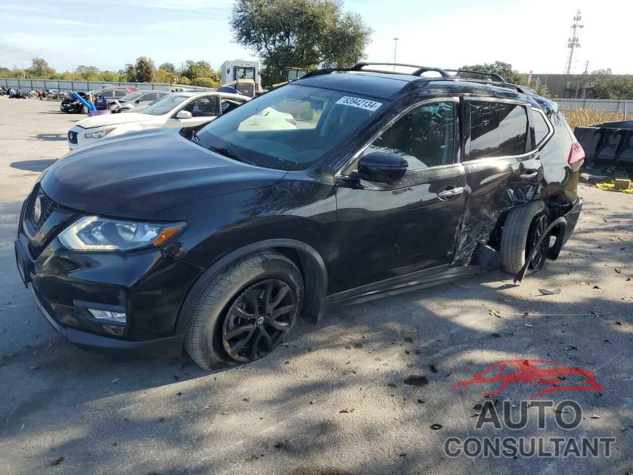 NISSAN ROGUE 2018 - 5N1AT2MV1JC797044