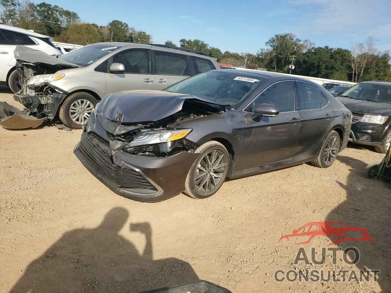 TOYOTA CAMRY 2024 - 4T1F11AK8RU216371