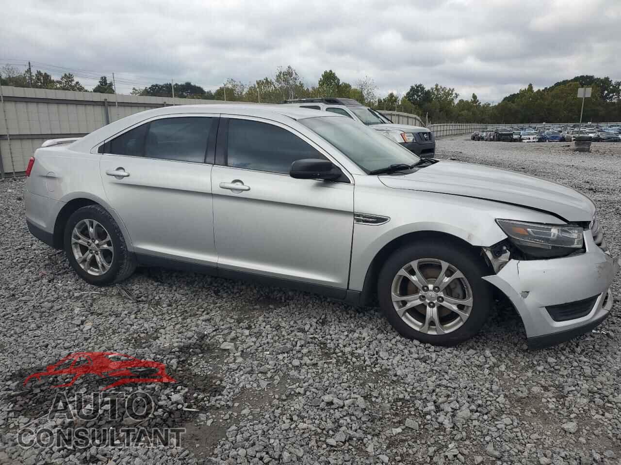 FORD TAURUS 2015 - 1FAHP2D89FG158465