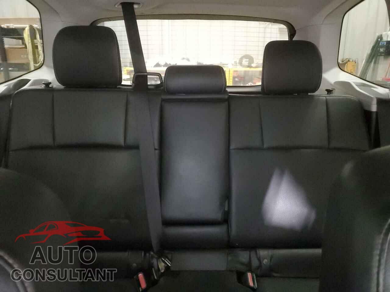 SUBARU FORESTER 2015 - JF2SJGUC7FH404363